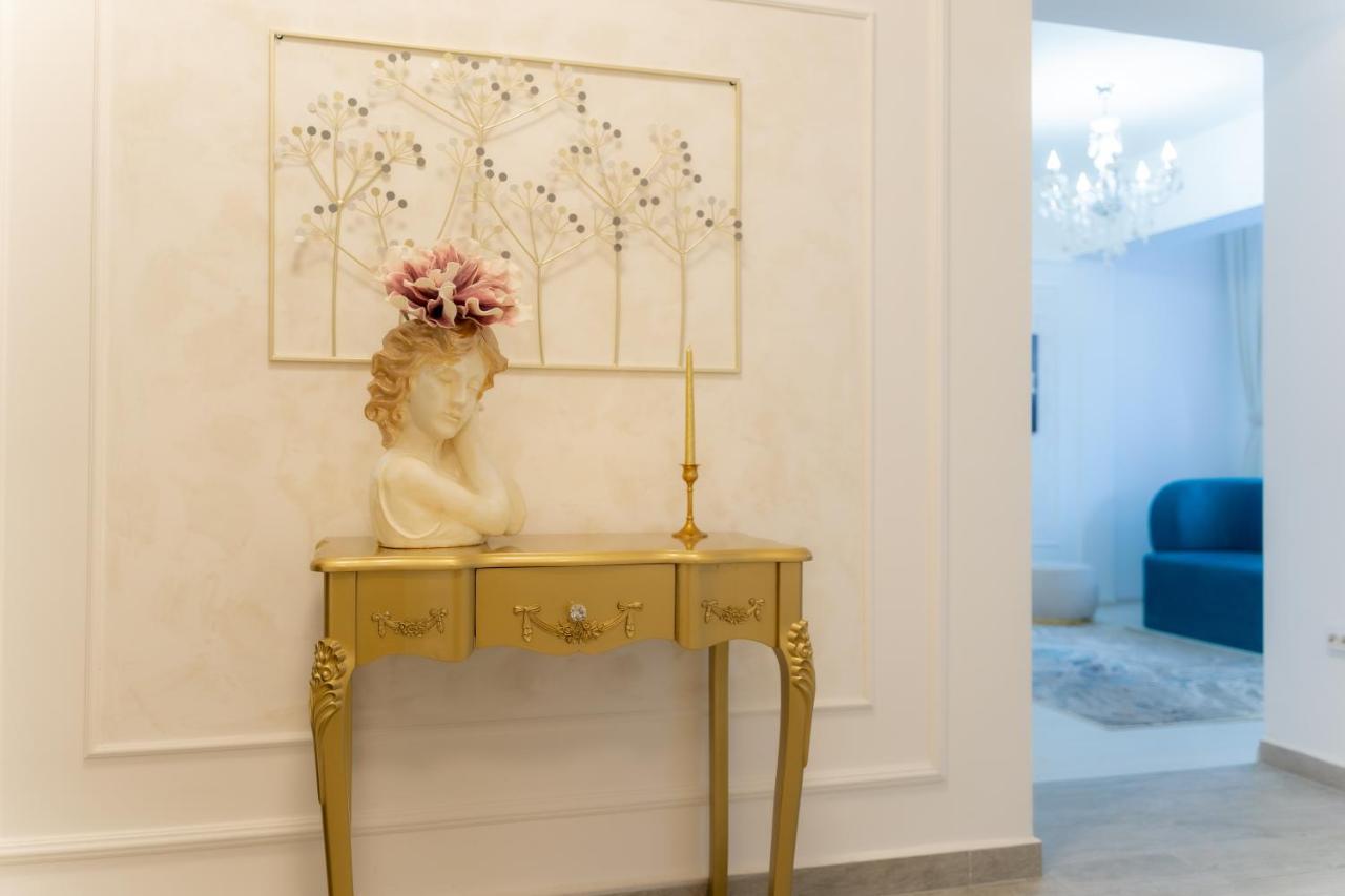 Unique Hotel Apartments Яссы Экстерьер фото