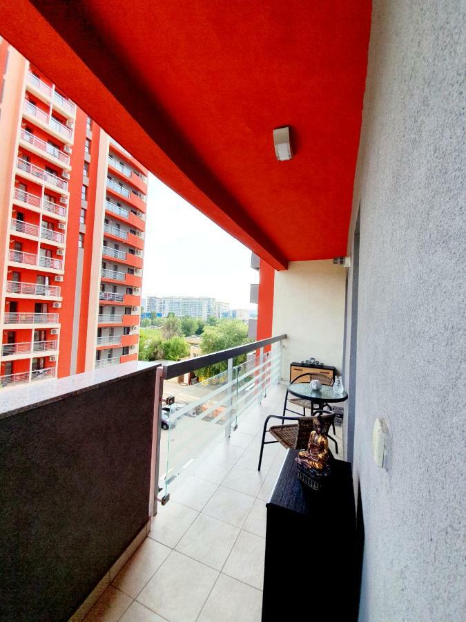 Unique Hotel Apartments Яссы Экстерьер фото