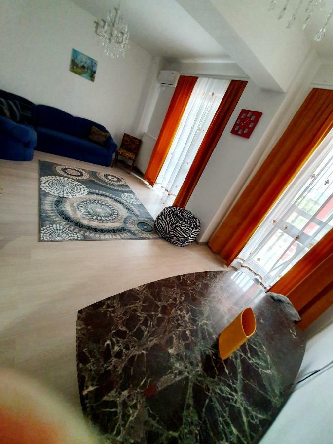 Unique Hotel Apartments Яссы Экстерьер фото